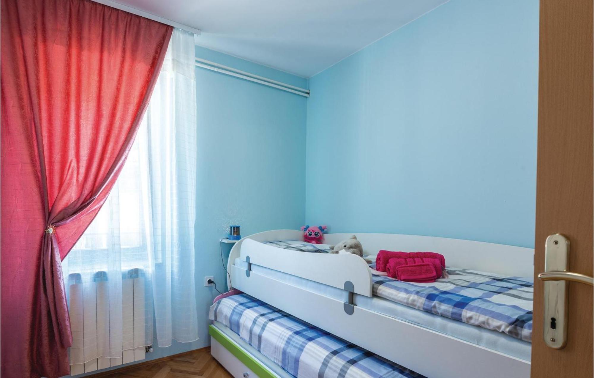Amazing Apartment In Veprinac With Kitchen Zewnętrze zdjęcie
