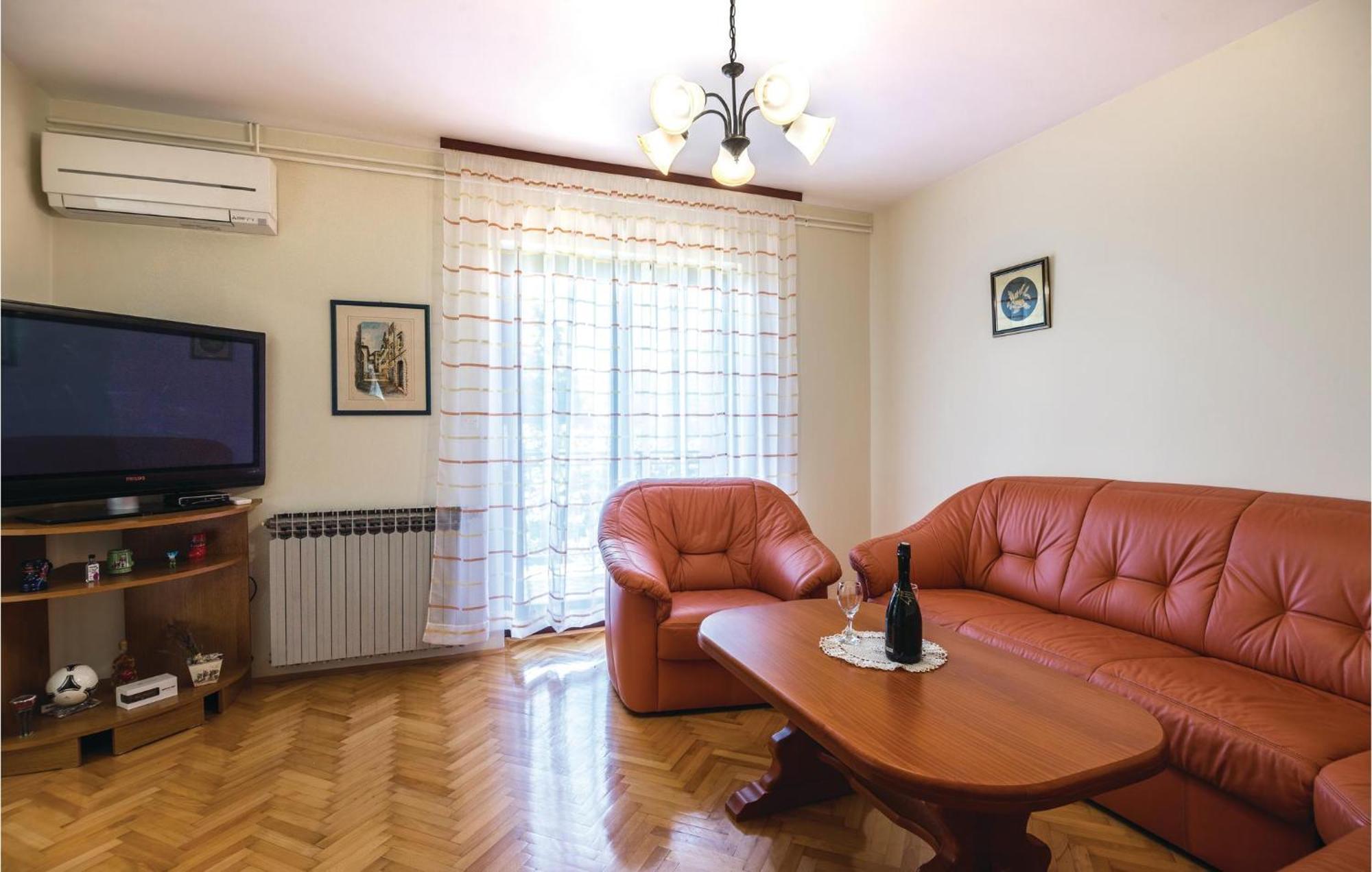 Amazing Apartment In Veprinac With Kitchen Zewnętrze zdjęcie