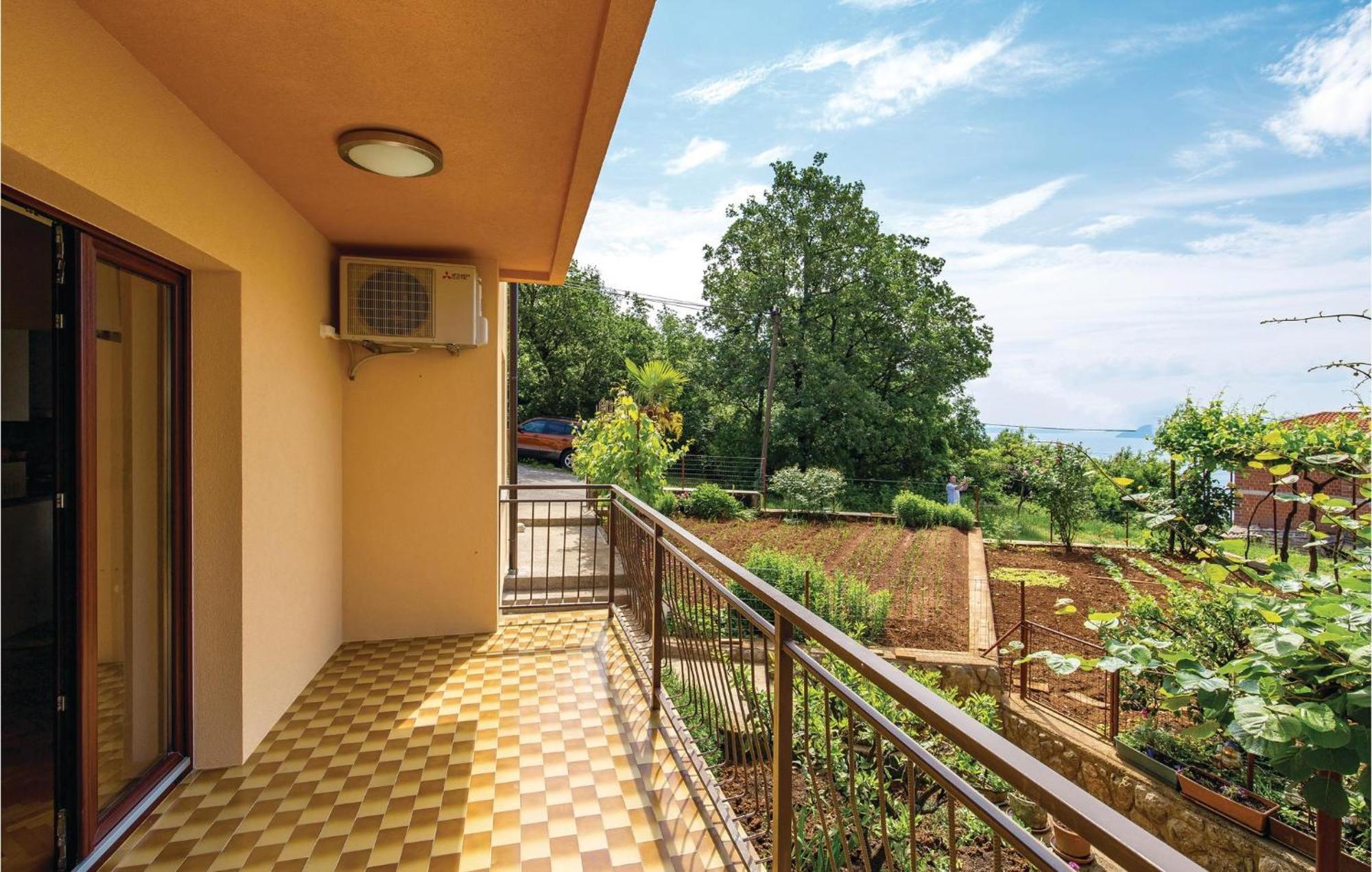 Amazing Apartment In Veprinac With Kitchen Zewnętrze zdjęcie