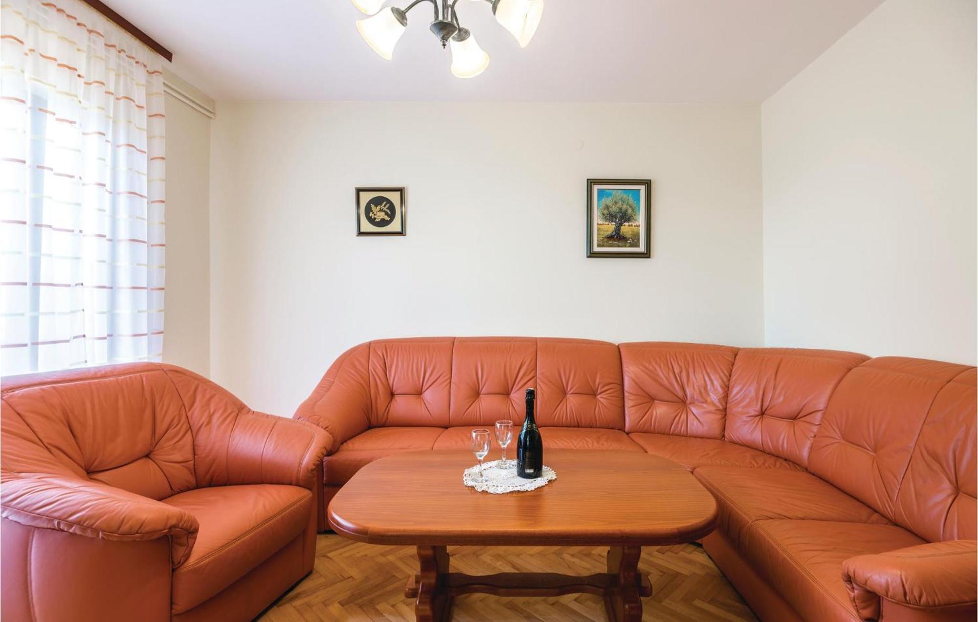 Amazing Apartment In Veprinac With Kitchen Zewnętrze zdjęcie